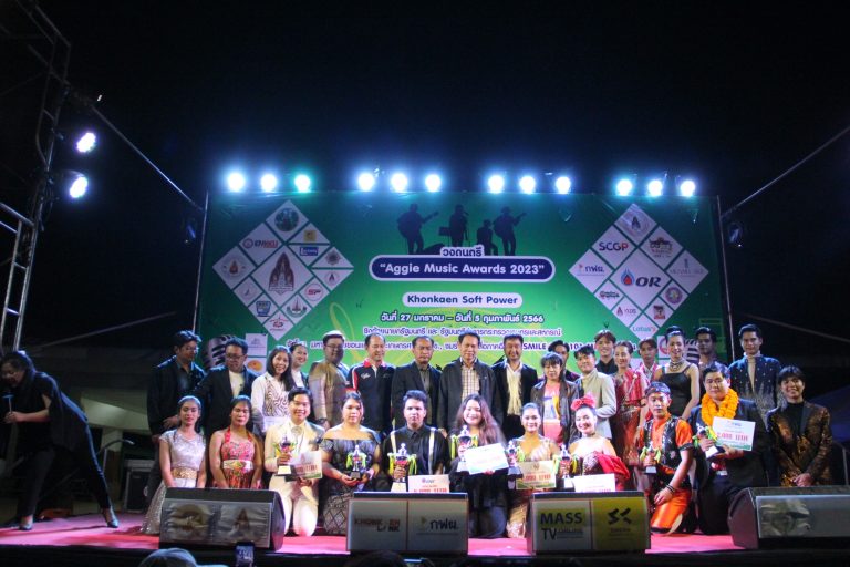 CAC71EE8-DE21-42C2-AF87-F8F71411E5B3