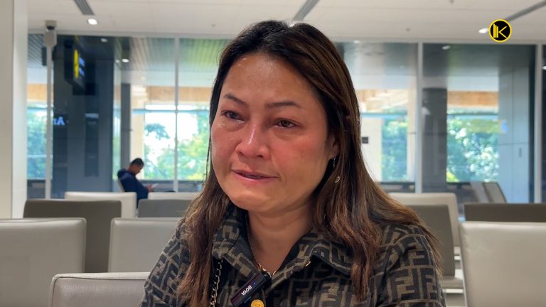 16-9.00_08_39_24.Still005