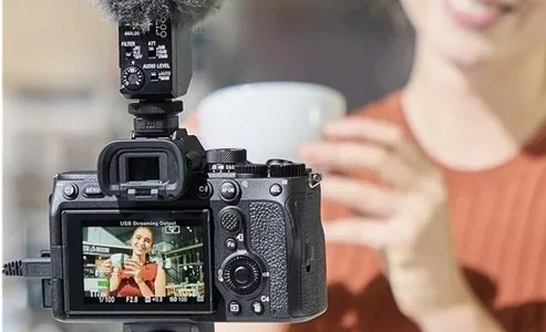 กล้อง Sony Full Frame รุ่นไหนดีสำหรับถ่ายเที่ยว ทำคอนเทนต์ และงานโปร? เทียบ A7C II, A7 IV และ A7R VI